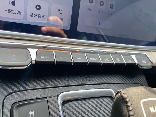 Geely Boyue — Фото автомобиля 13