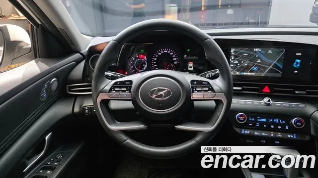 Hyundai Avante CN7 — Фото автомобиля 13