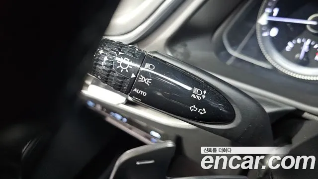 Hyundai Sonata — Фото автомобиля 27