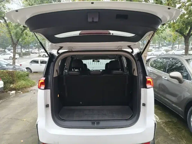 Maxus G50 — Фото автомобиля 18
