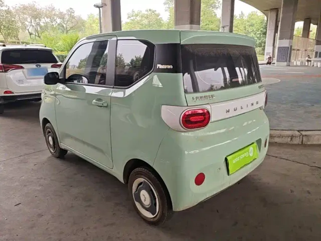 Wuling Hongguang Mini EV — Фото автомобиля 4