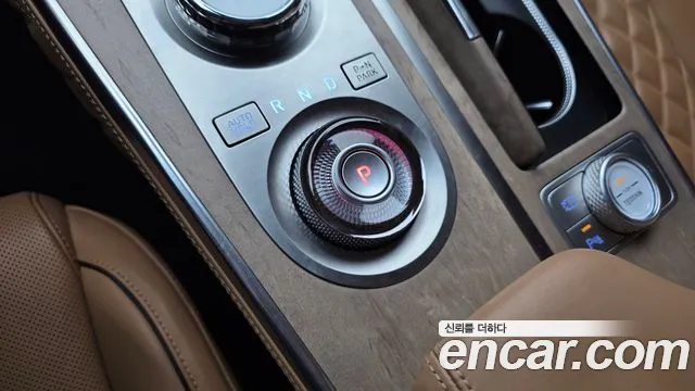 Genesis GV80 — Фото автомобиля 12