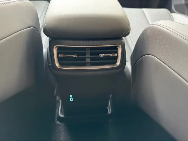 BYD Qin L — Фото автомобиля 18