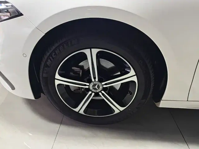 Mercedes-Benz A-Class — Фото автомобиля 22