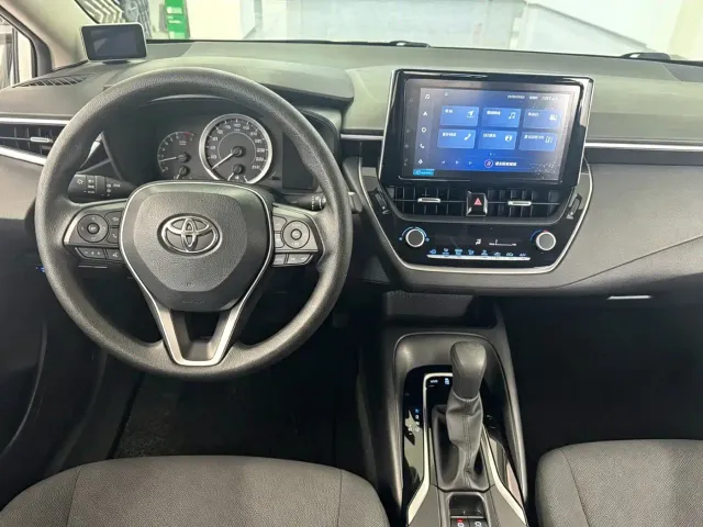 Toyota Corolla — Фото автомобиля 13