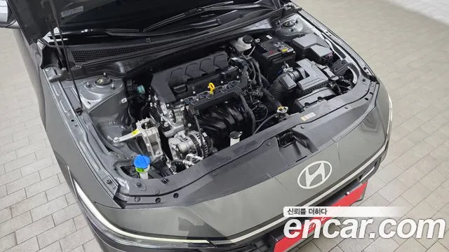 Hyundai Avante CN7 — Фото автомобиля 5