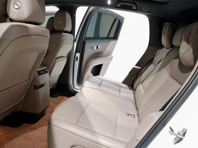 Li Auto i6 — Фото автомобиля 4