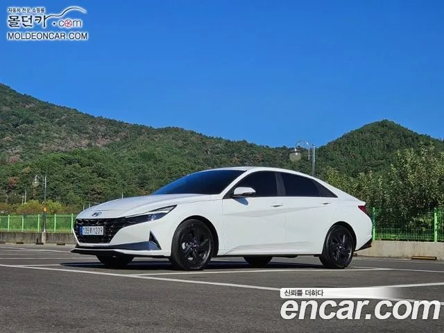 Фотография автомобиля — Hyundai Avante CN7