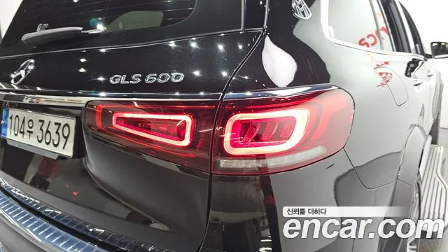 Mercedes-Benz GLS-Class — Фото автомобиля 21