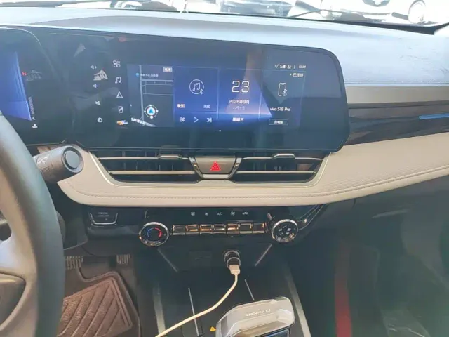 Chevrolet Monza — Фото автомобиля 12