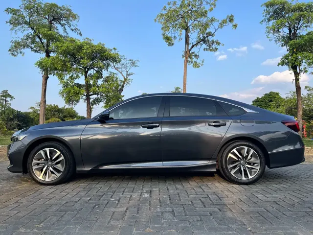 Honda Accord — Фото автомобиля 15