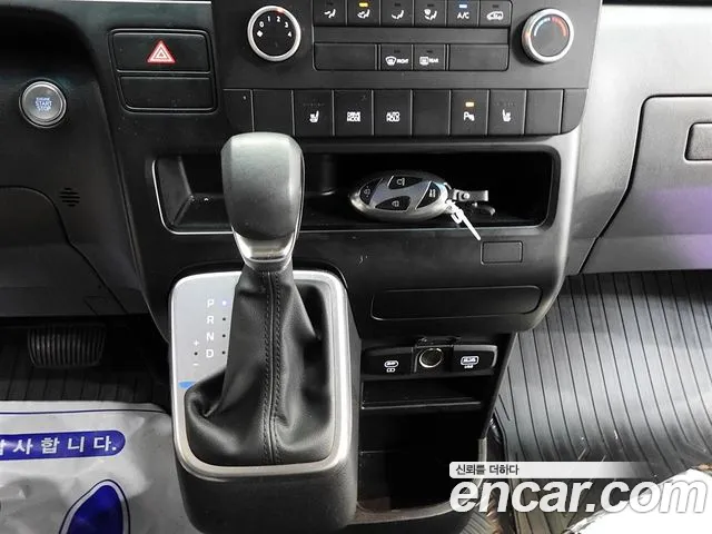 Hyundai Staria Staria Карго 3 места — Фото автомобиля 10
