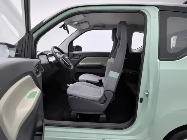 Wuling Hongguang Mini EV — Фото автомобиля 10