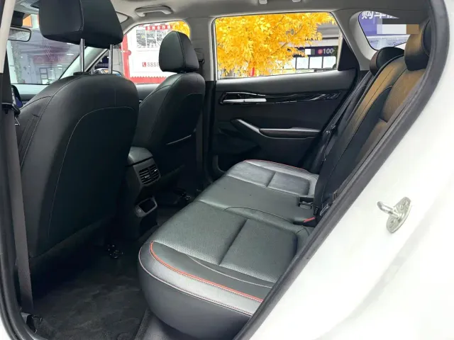 Kia Seltos — Фото автомобиля 8
