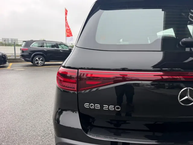 Mercedes-Benz EQB — Фото автомобиля 22