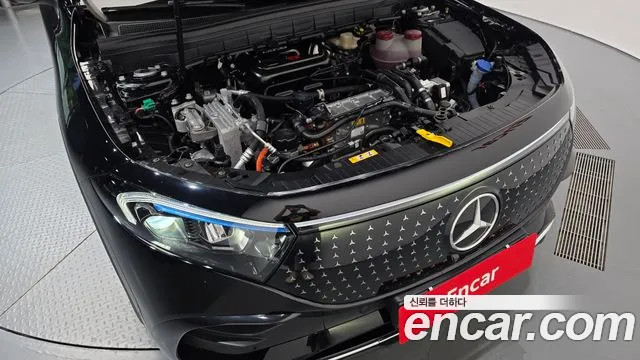 Mercedes-Benz EQB X243 — Фото автомобиля 6
