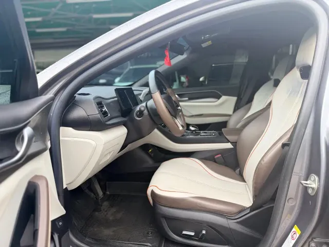 BYD Qin PLUS — Фото автомобиля 9