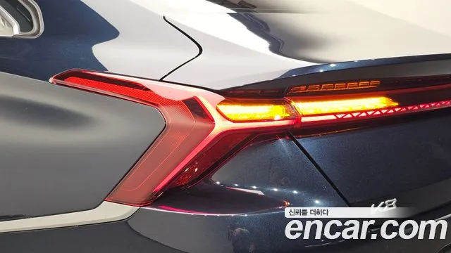 Kia K8 K8 Hybrid — Фото автомобиля 8