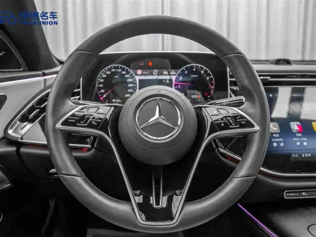 Mercedes-Benz E-Class — Фото автомобиля 17