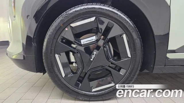 Kia EV3 — Фото автомобиля 5