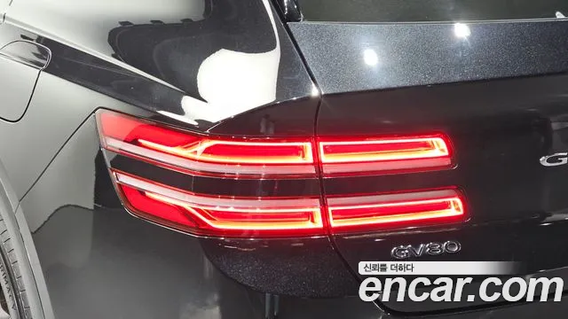 Genesis GV80 — Фото автомобиля 8
