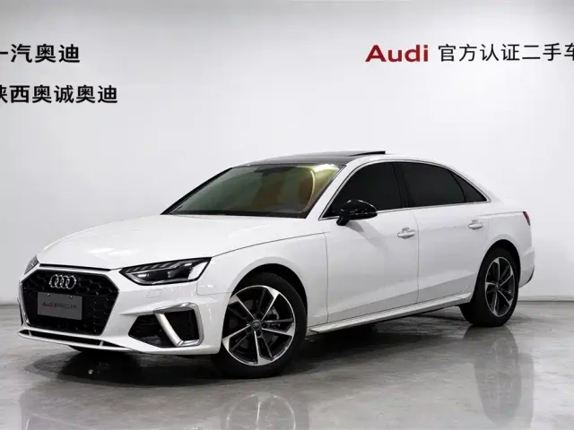 Фотография автомобиля — Audi A4L