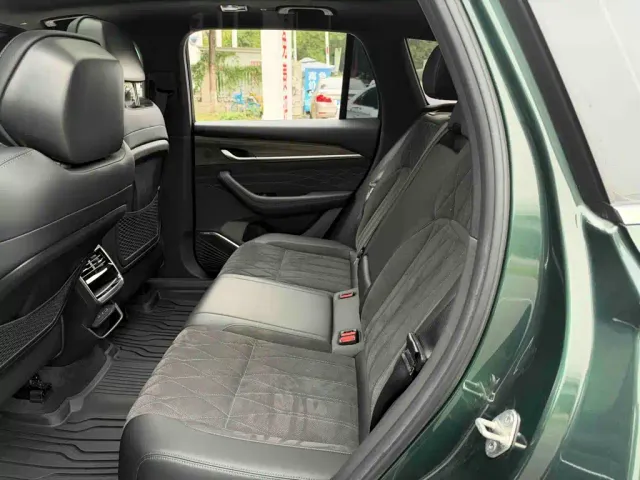 Geely Xingyue L — Фото автомобиля 8