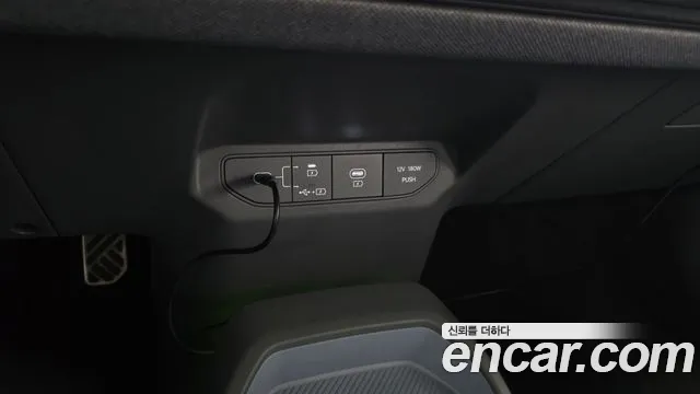 Kia EV3 — Фото автомобиля 22