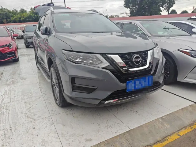 Nissan X-Trail — Фото автомобиля 3