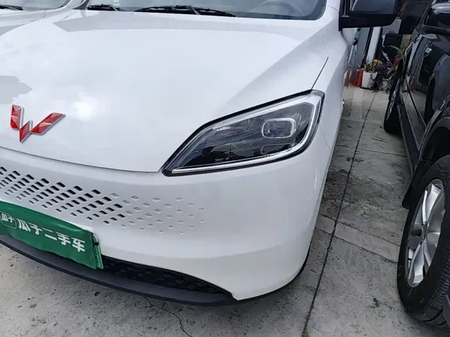 Wuling Hongguang — Фото автомобиля 23