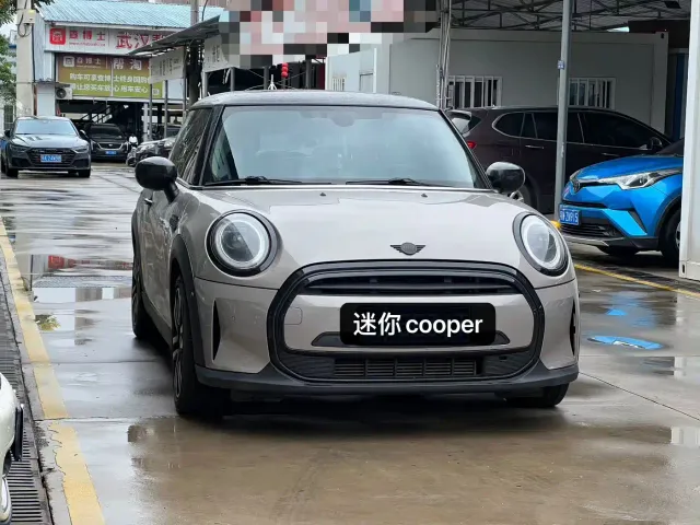 MINI Hatch — Фото автомобиля 3