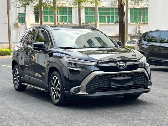 Toyota Frontlander — Фото автомобиля 3