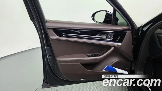 Porsche Panamera 976 — Фото автомобиля 13