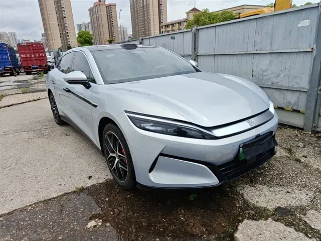 BYD Han L — Фото автомобиля 3