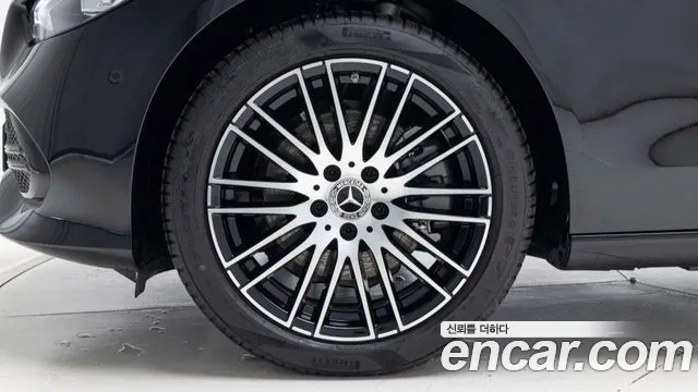 Mercedes-Benz C-Class W206 — Фото автомобиля 5