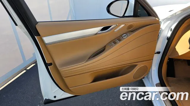 Genesis G80 Бензин 2.5 турбо AWD — Фото автомобиля 24
