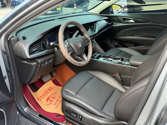 Buick Regal — Фото автомобиля 7