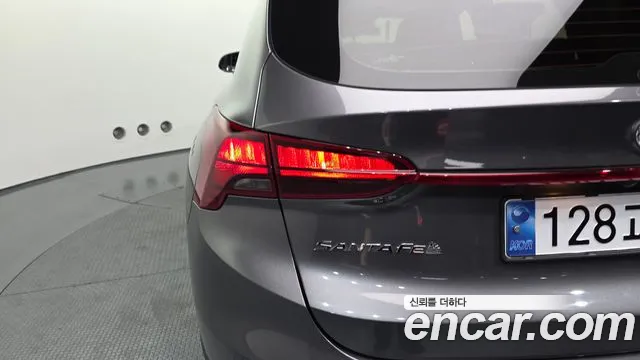 Hyundai Santafe Новый Santa Fe Бензин 2.5T 4WD — Фото автомобиля 22