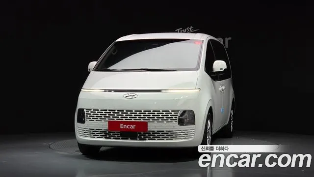 Hyundai Staria Staria Карго 3 места — Фото автомобиля 3