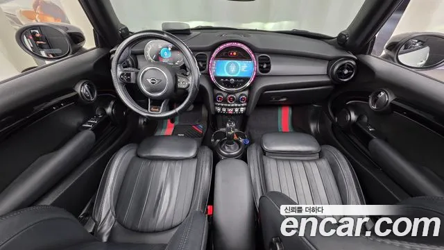 Mini Cooper Convertible — Фото автомобиля 7