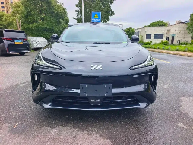 IM Motors LS6 — Фото автомобиля 2