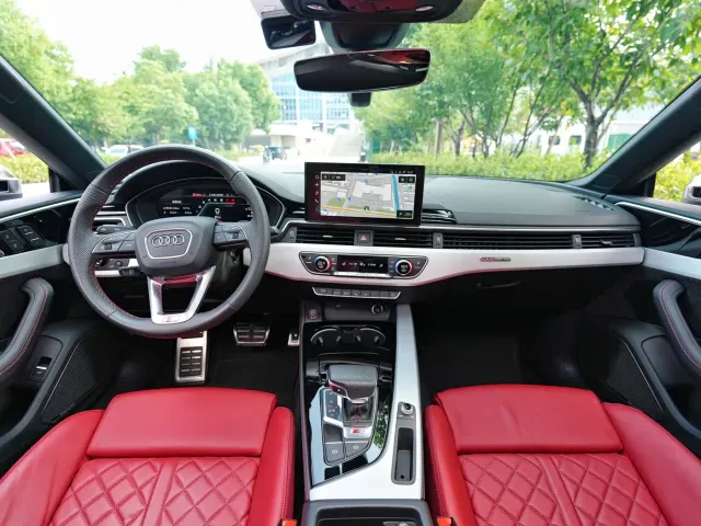 Audi S5 — Фото автомобиля 10
