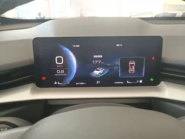 Haval H6 — Фото автомобиля 11