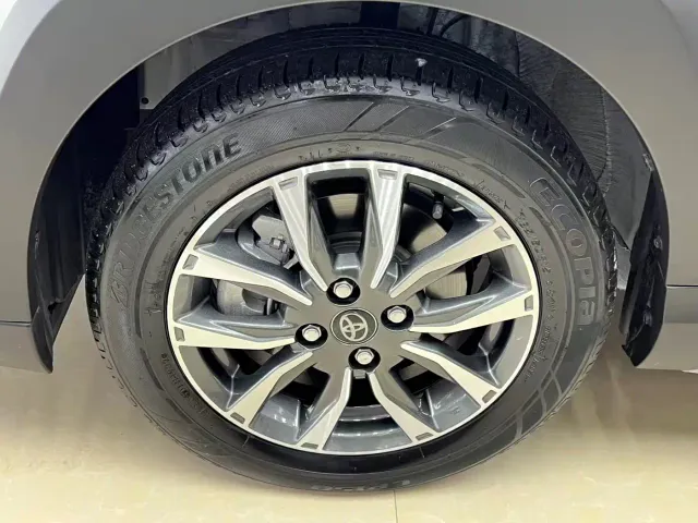 Toyota YARiS L Zhi Xuan — Фото автомобиля 21