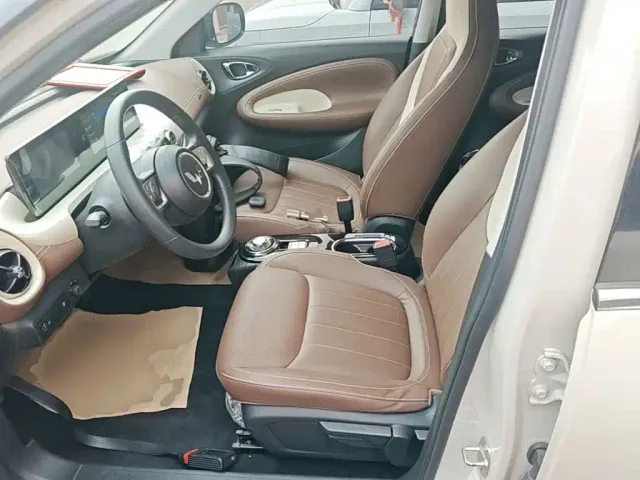 Wuling Bingo — Фото автомобиля 14