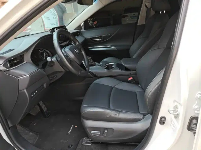 Toyota Venza — Фото автомобиля 14