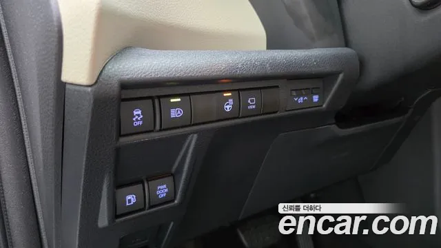 Toyota Sienna — Фото автомобиля 14