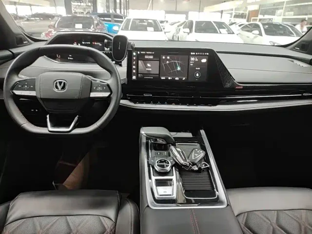 Changan CS55 Plus — Фото автомобиля 12