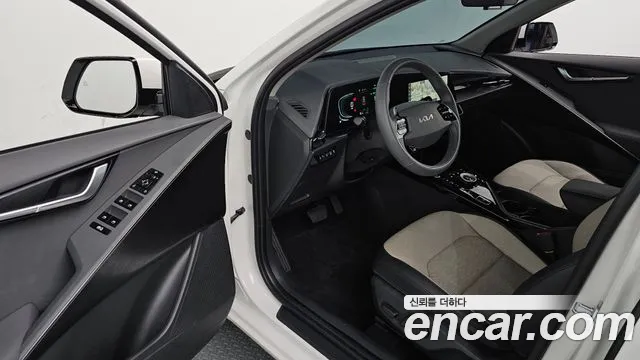 Kia Niro The All New Niro Prestige — Фото автомобиля 9