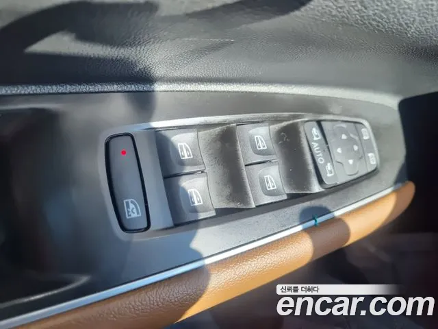 Renault-KoreaSamsung QM6 Новый QM6 2.0 LPe RE Signature 2WD — Фото автомобиля 18